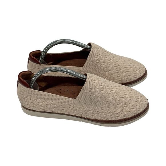 COBB HILL WOMEN’S CAMRYN SLIP-ON LOAFER. VANILLA KNIT. - Picture 3 of 10